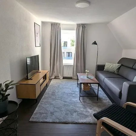 Apartament Q No 1 In Bs - Stadtnah Im Gruenen Wohnen *